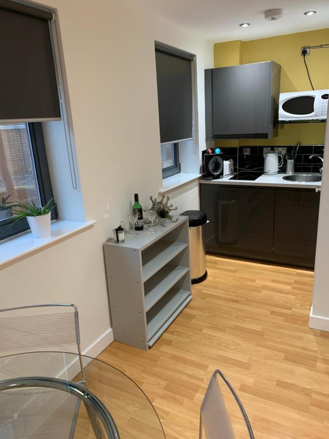Modern, City Centre, Studio Apartment With Free Wifi, Gym Access, Netflix - West One 谢菲尔德 外观 照片